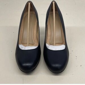 Naturalizer Classic Black Heels